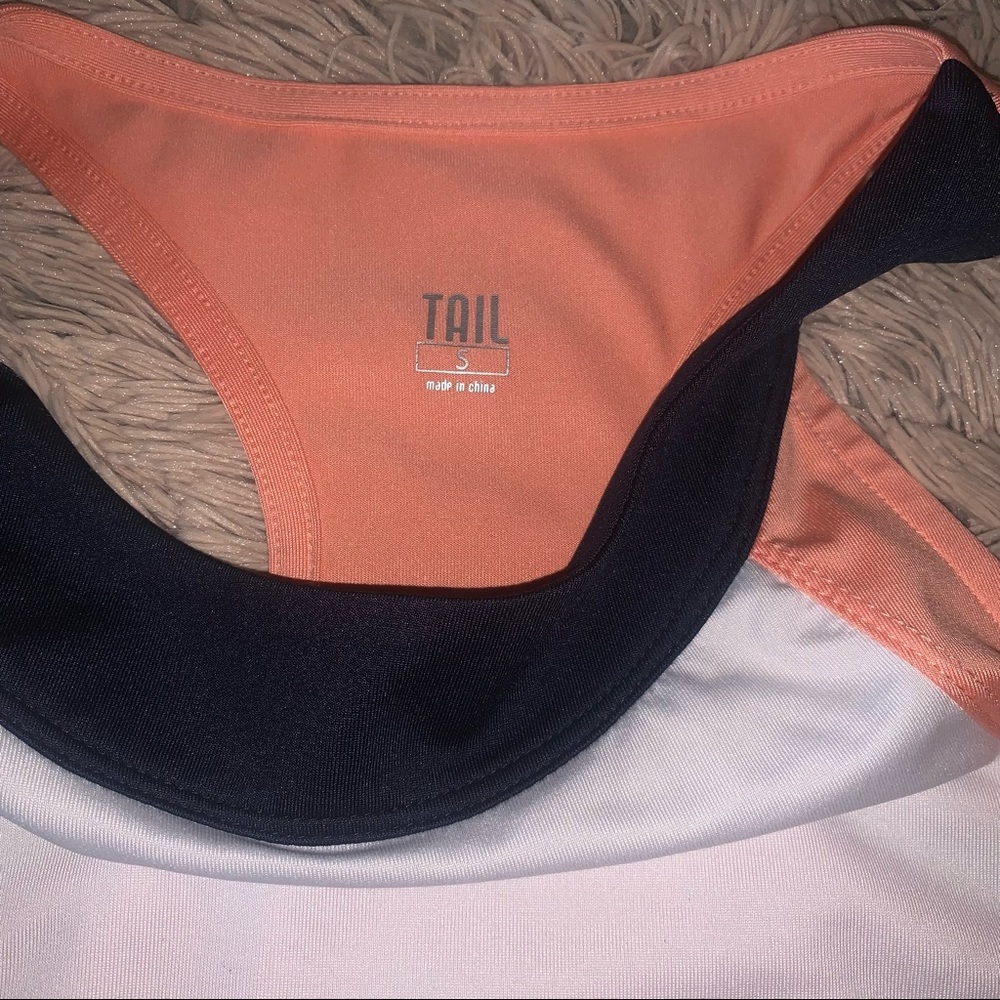 TAIL Activewear Size S - Picture 9 of 9